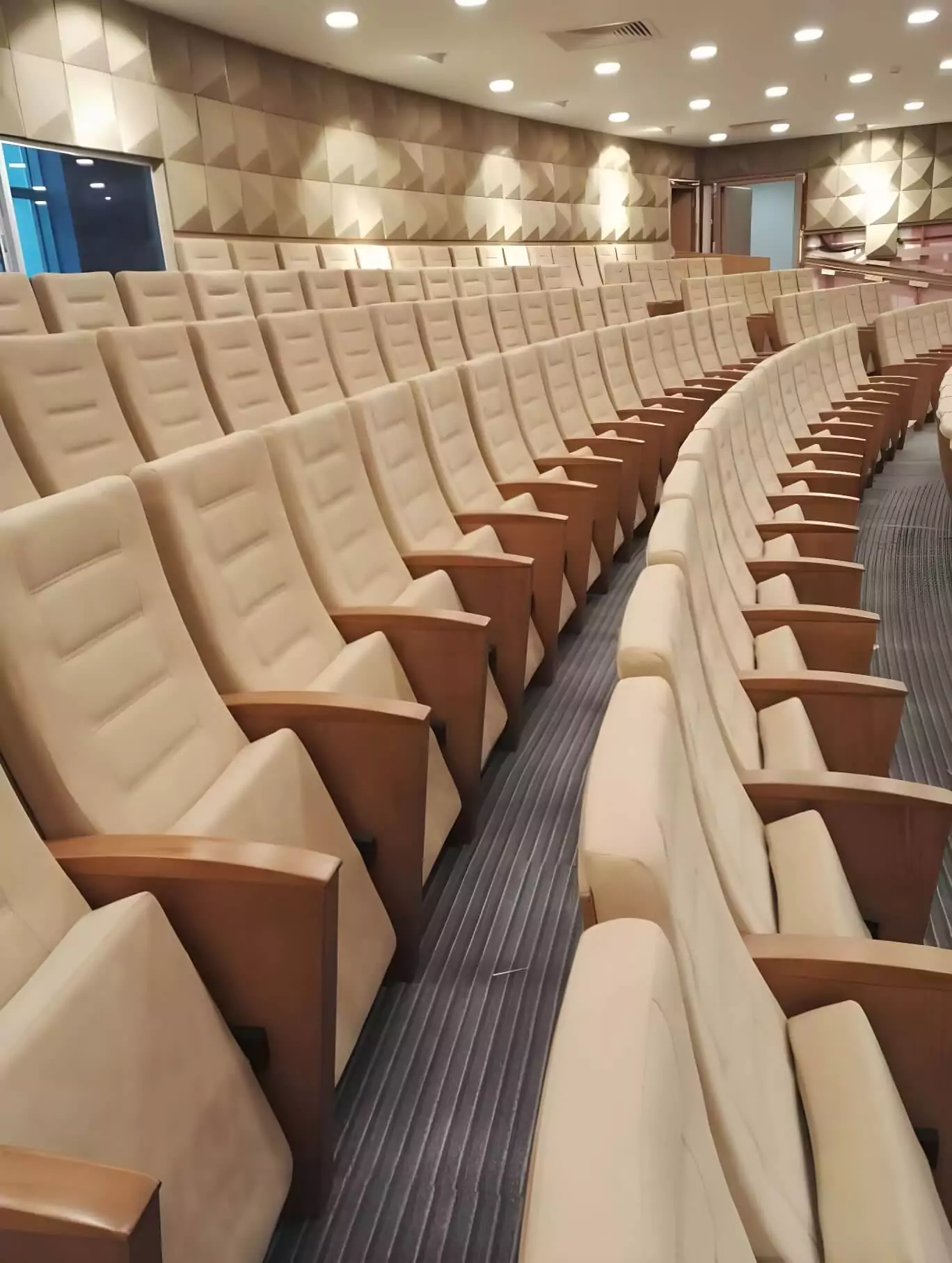 Conference Seat Supplier in Europe - Blog Image